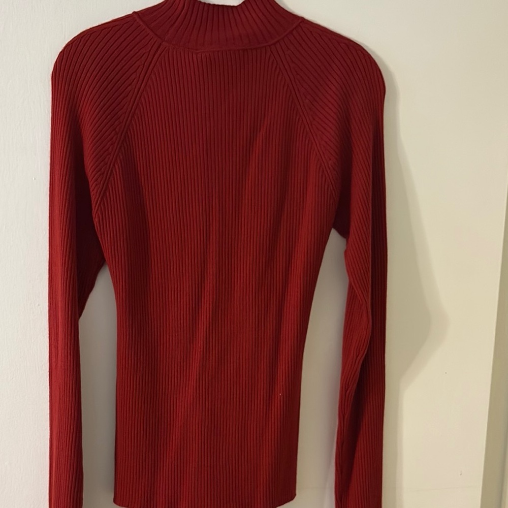 Red Ribbed Long Sleeve Sweater - Picture 2 of 2